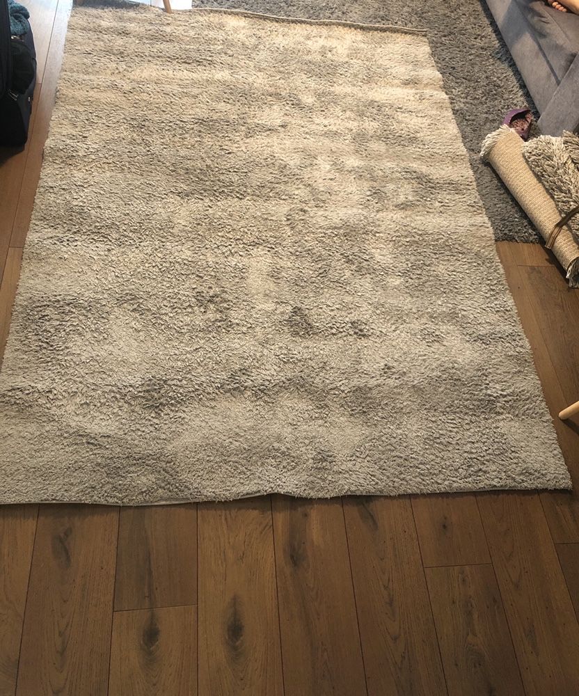 Tanio duży dywan około 230x170 miękki pluszowy włochacz shaggy
