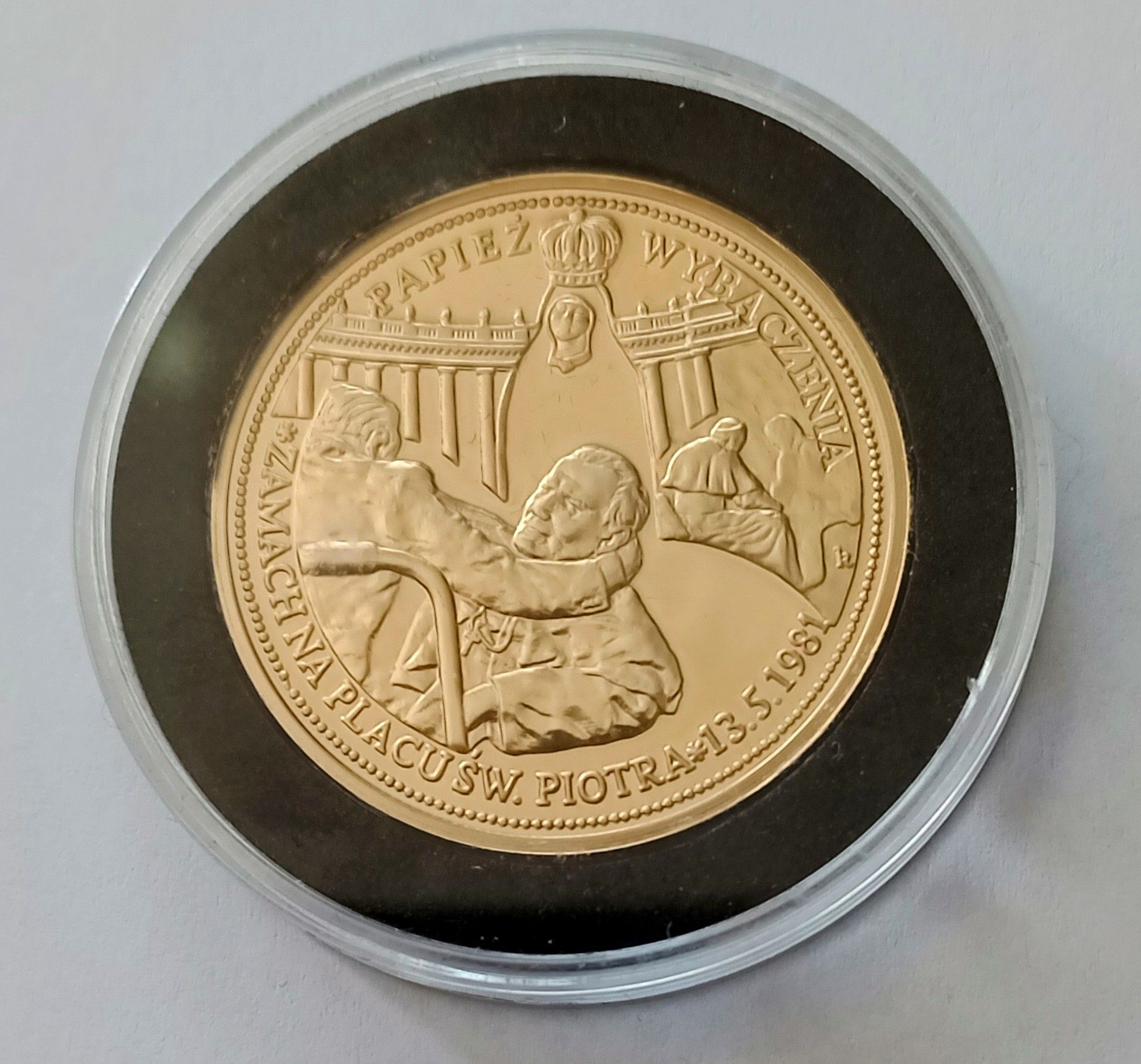 Medal Jan Paweł II - Zamach na placu św. Piotra