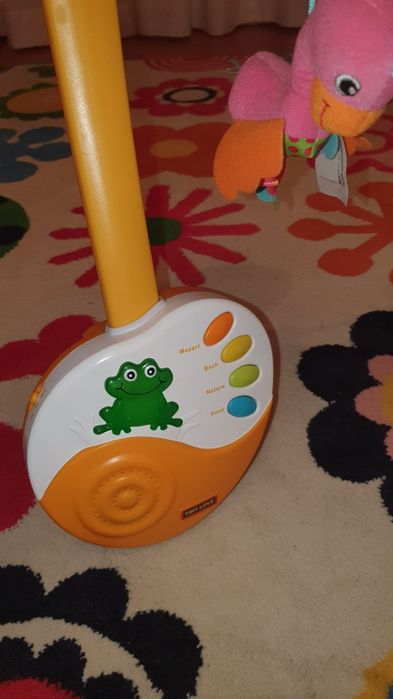 Mobile de bebé com comando