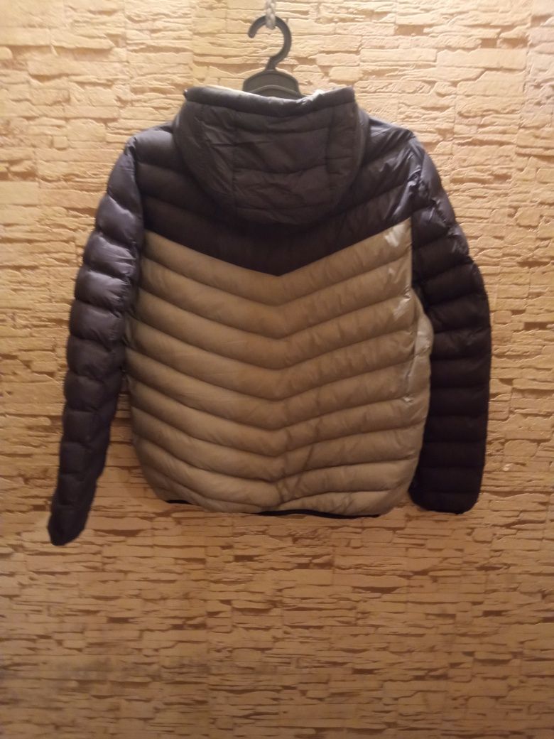 Мужская  куртка с капюшоном (Польша).