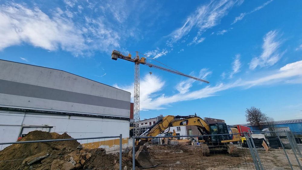 Liebherr EC45  żuraw wieżowy LIEBHERR EC45 rok prod. 1986