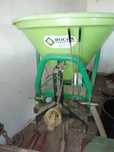 Vendo alfaias agrícolas