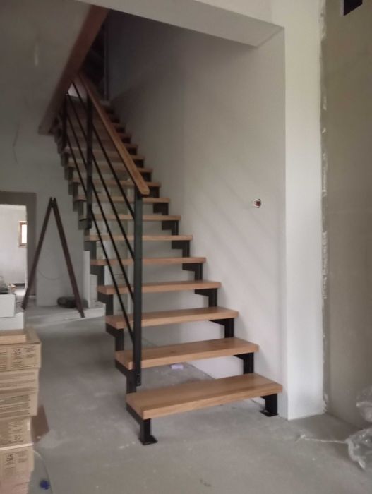 Schody wewnętrzne kompletne