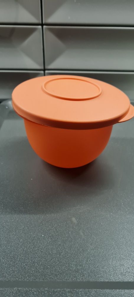 Miska pojemnik Tupperware nowa fala 550ml