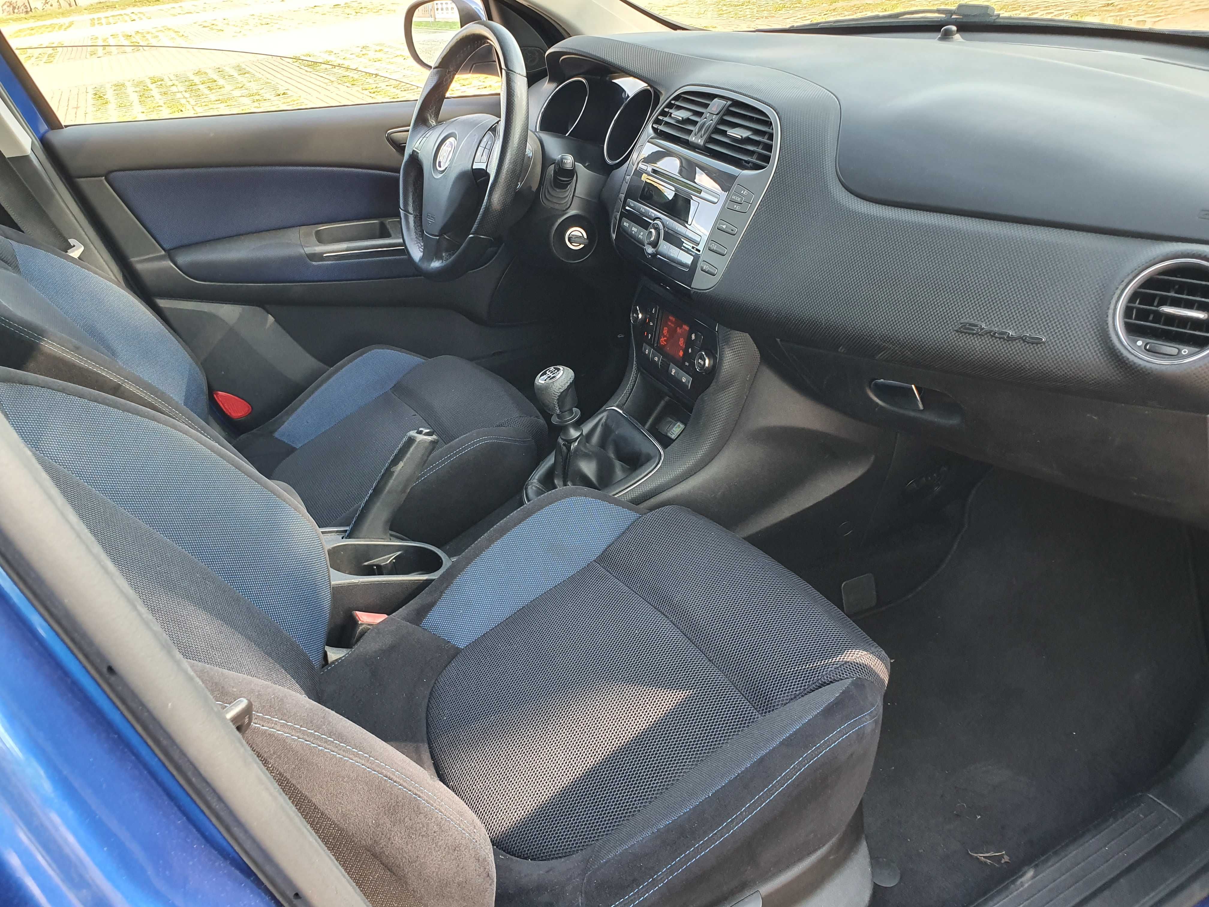 Fiat Bravo 1,4 t-jet 150PS Panorama Klimatronik Pcd