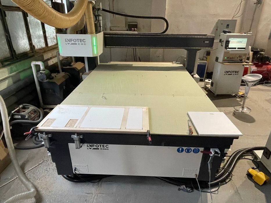 Frezarka przemysłowa CNC  Ploter INFOTEC 3121 EVO