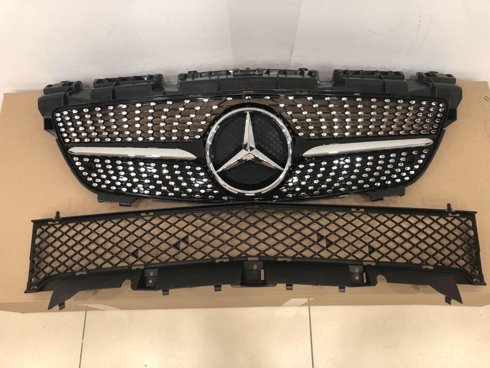 Решетка Mercedes W 213 блек Мерседес радиатора центральная