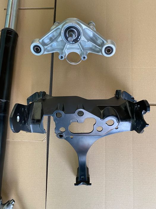 Bmw R1250 GS stelaż pod zegary półka