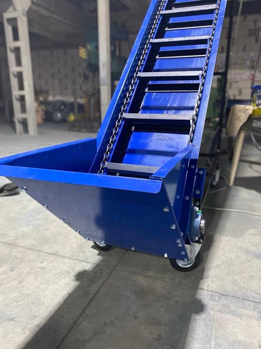 Скребковий, ланцюговий транспортер, цепной конвейер