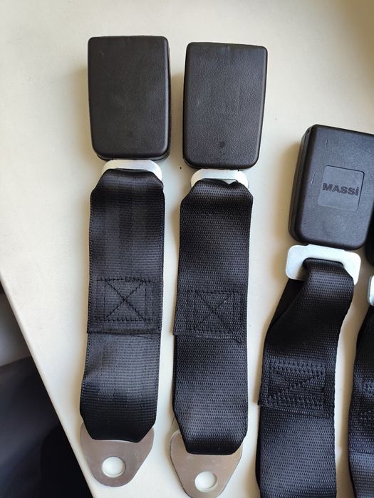 Замок ременя безпеки