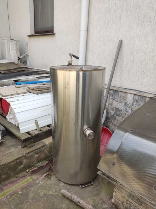 Бочка Винная, пищевая нержавейке с краном 200л