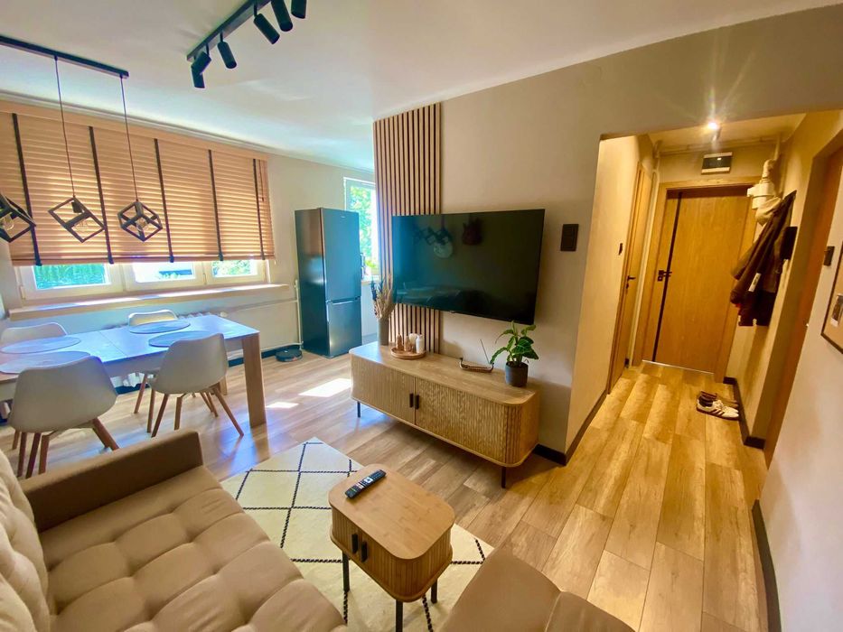 Nowoczesne 2-pokojowe mieszkanie w centrum – po generalnym remoncie