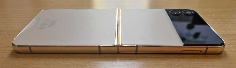 Smartfon Samsung Z Flip 4 128 GB Różowe Złoto