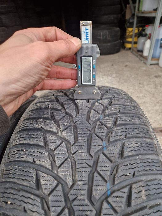 Шини зимові 215/55/R16 97H Nokian WR D4