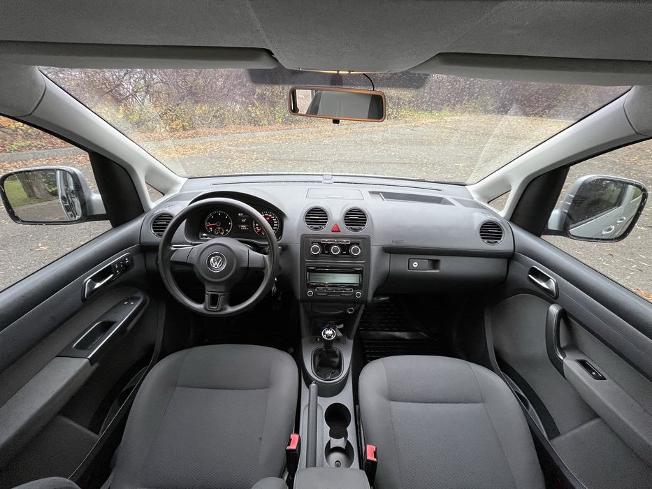 Volkswagen Caddy 2011 Пасажир Заводський
