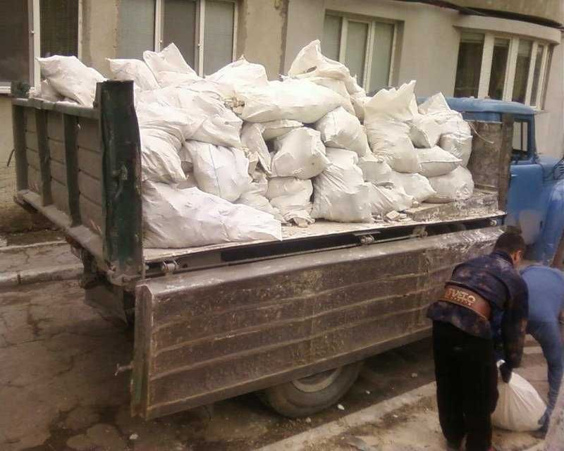 Вывоз мусора, экскаватор, зил, камаз, песок отсев щебень Житомир