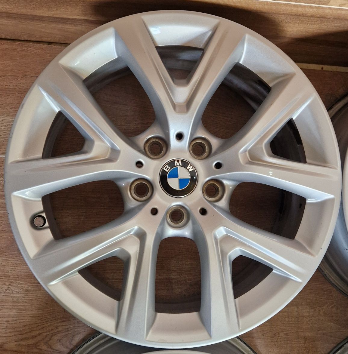 Оригінальні диски BMW R17 5x112 ET39 6.5J