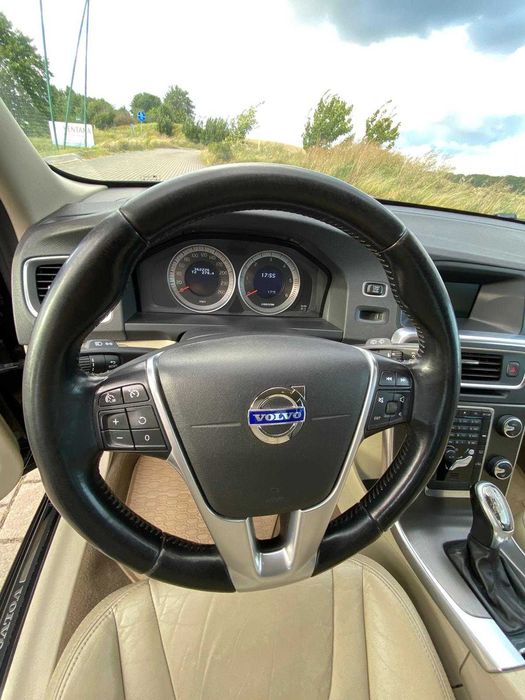 Volvo V60 D3 Momentum