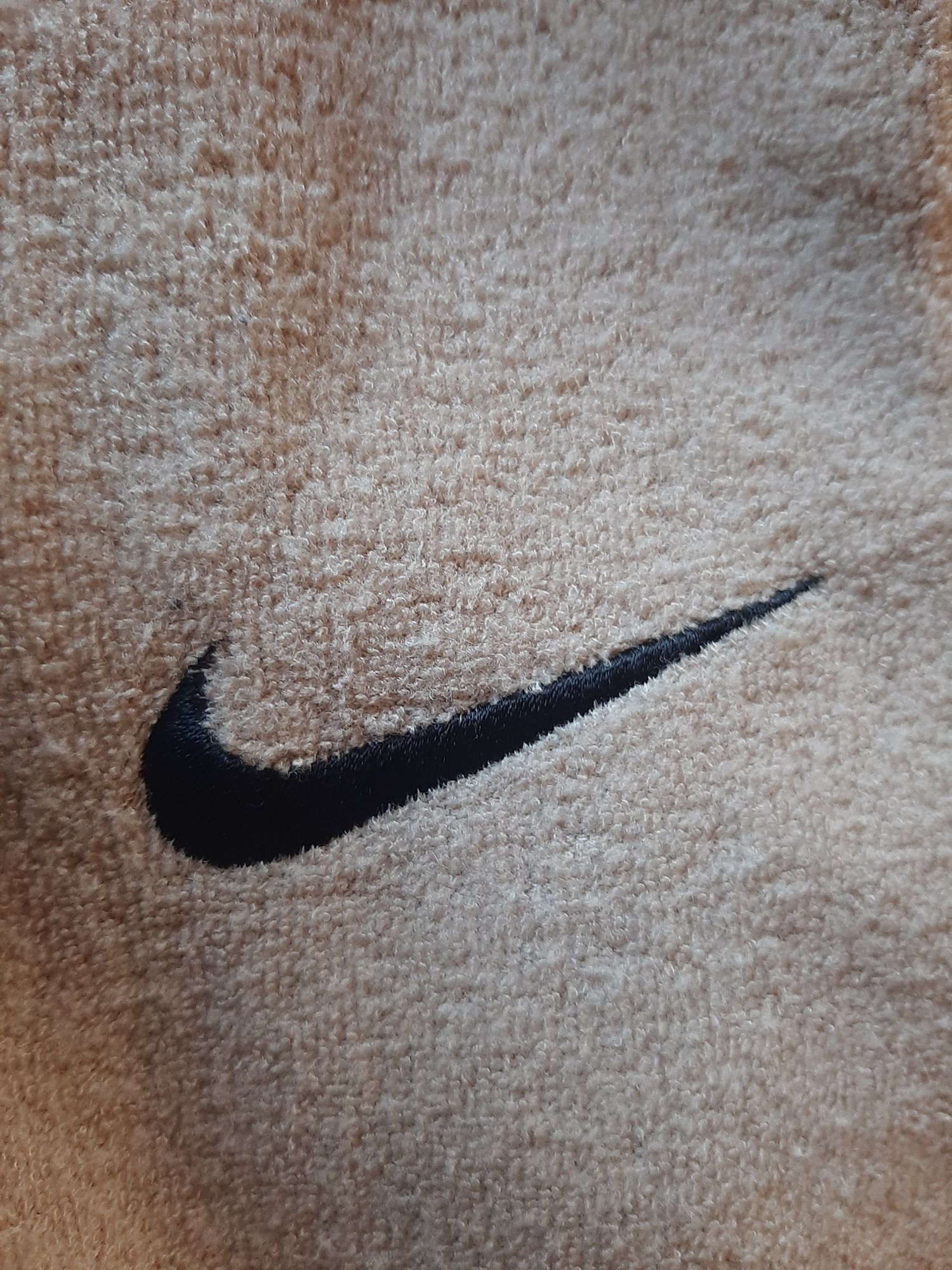 Штани Nike бежеві
