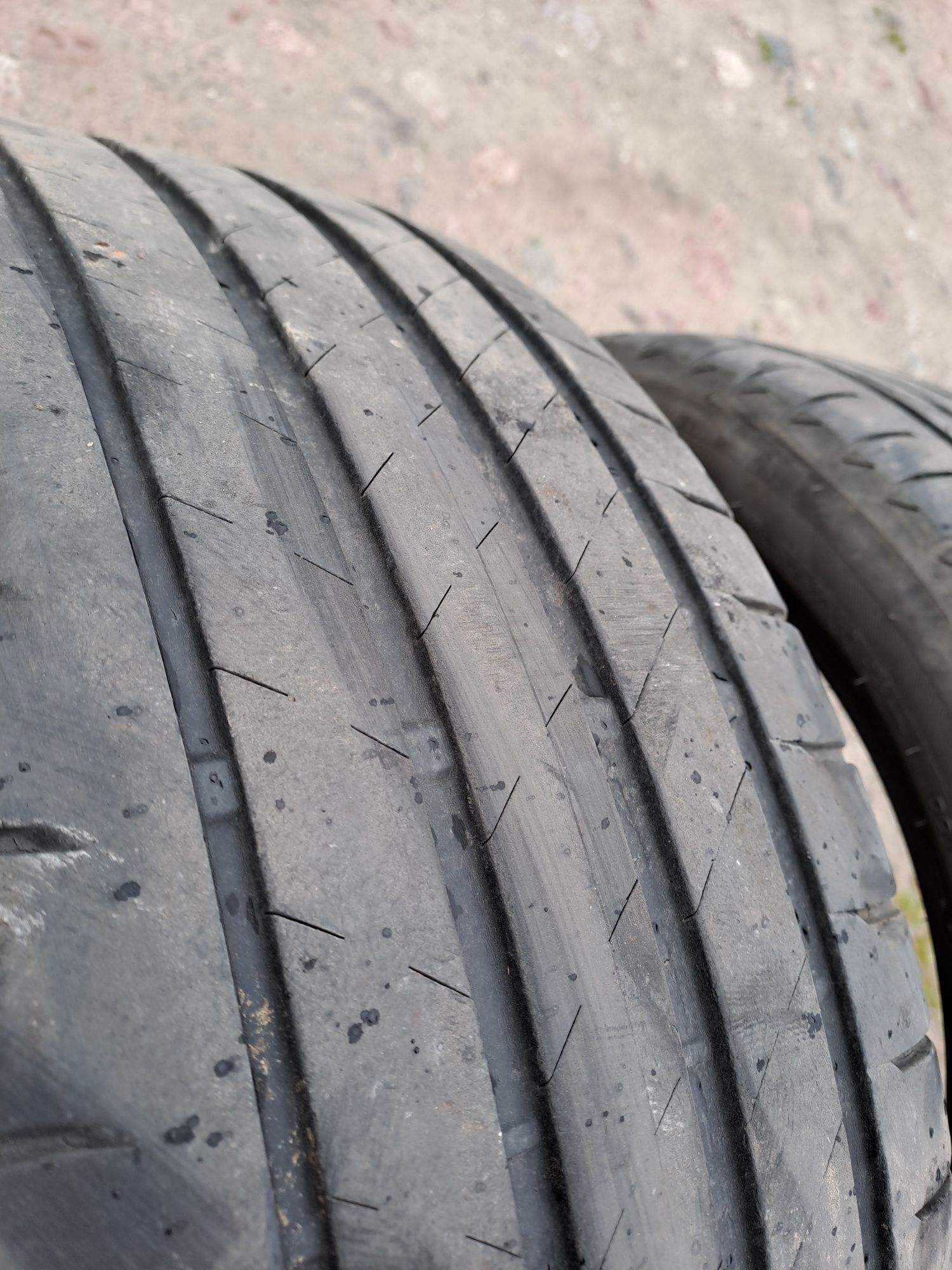 Opony 255/40/20 letnie Bridgestone