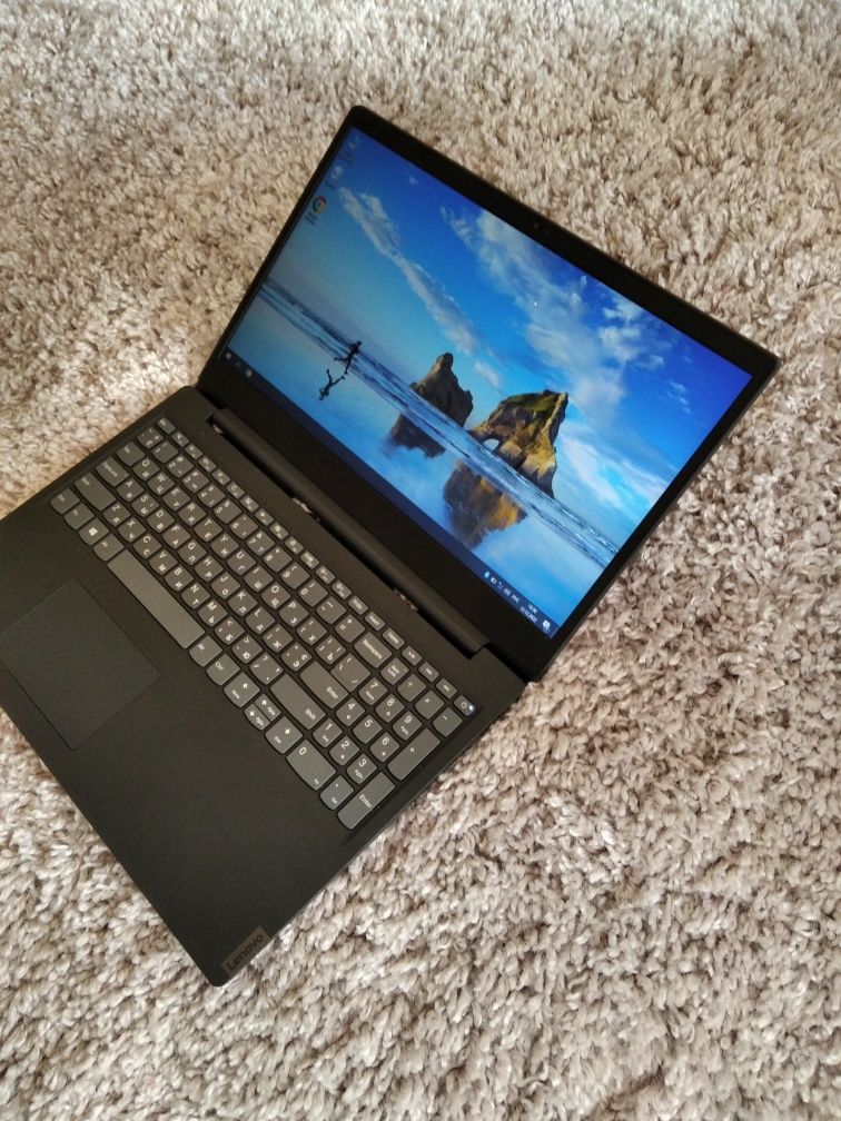 Ноутбук Lenovo/2022год/500gb/4озу/15.6/