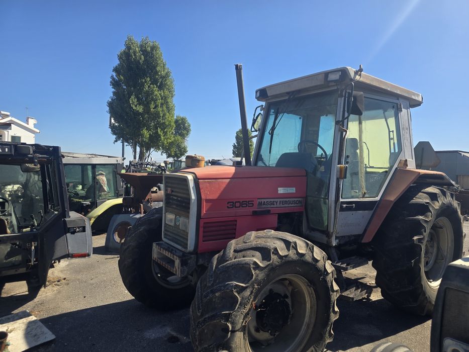 Trator Massey Ferguson 3065 DT