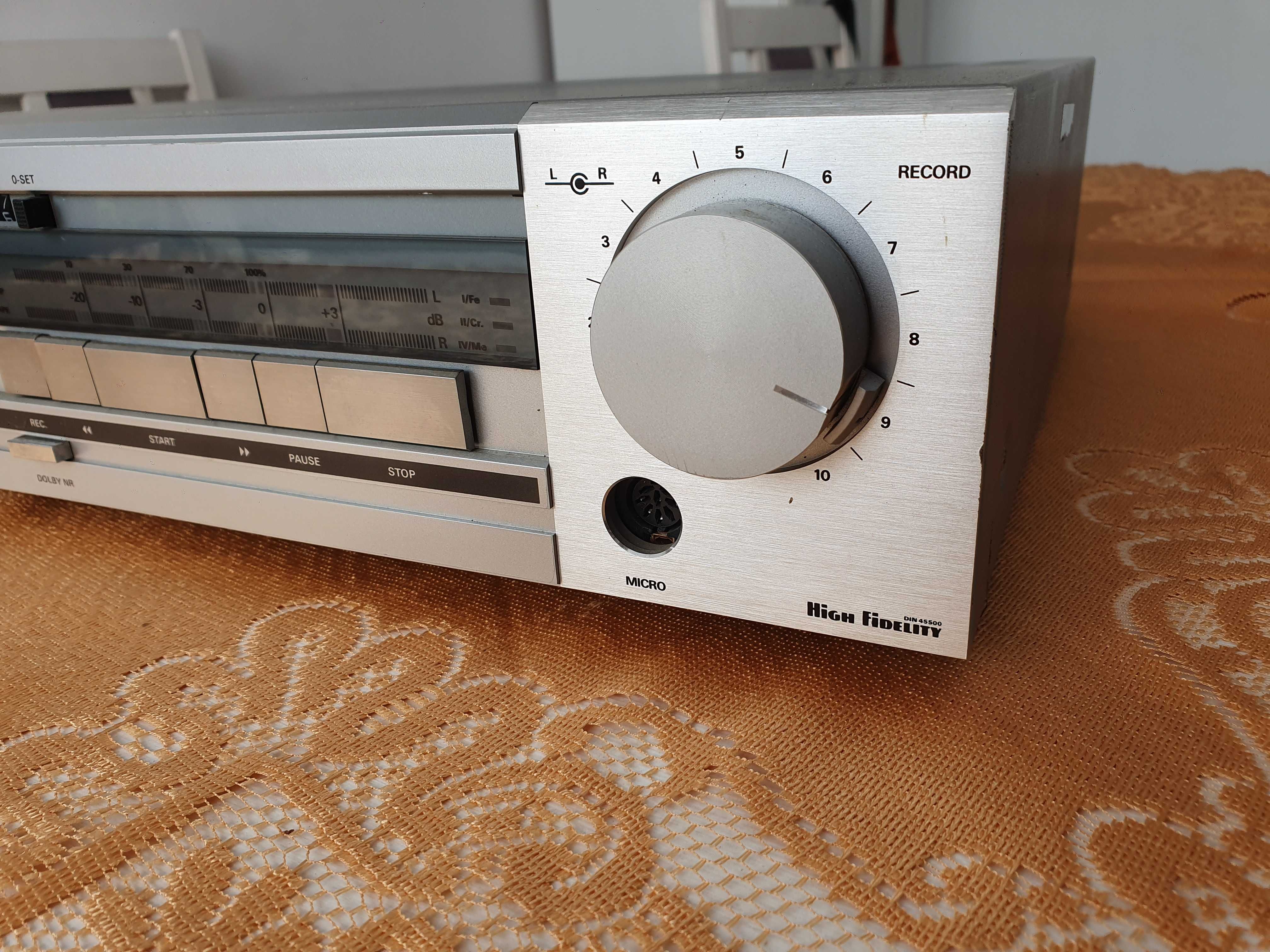 Magnetofon deck Grundig CF 7000