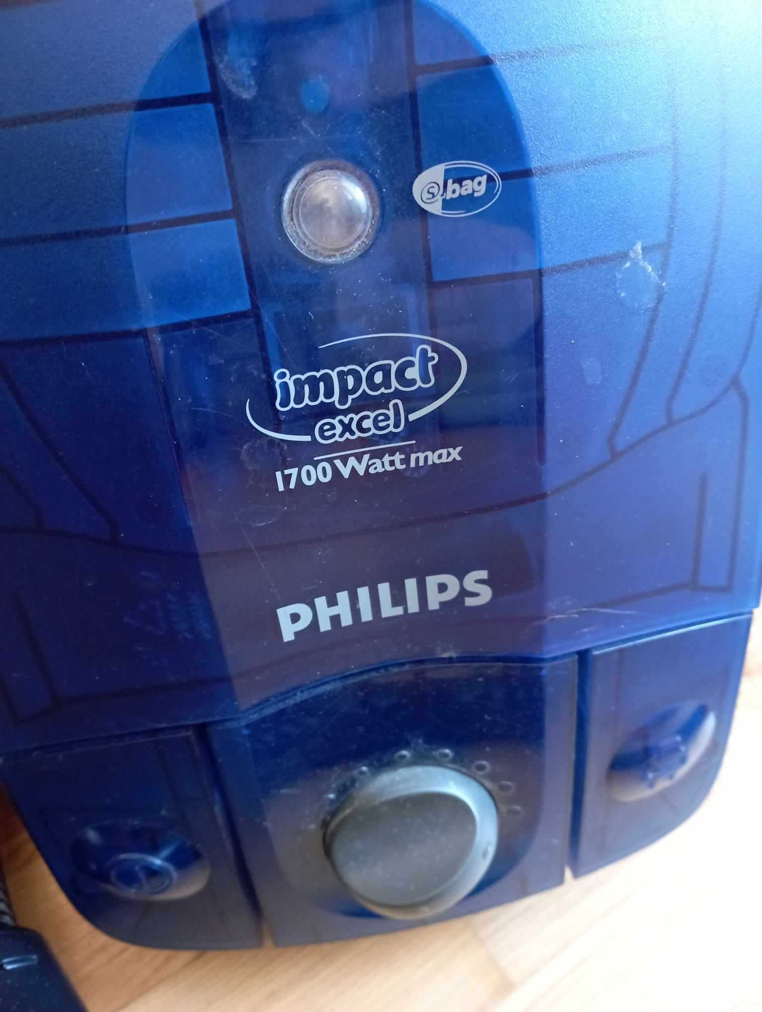 Продається пилесос Philips