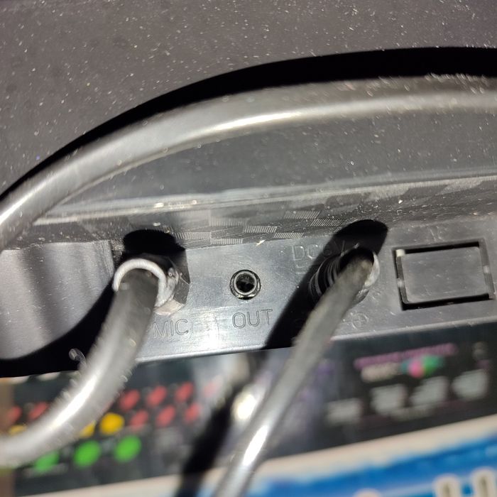 Синтезатор 3738 з мікрофоном