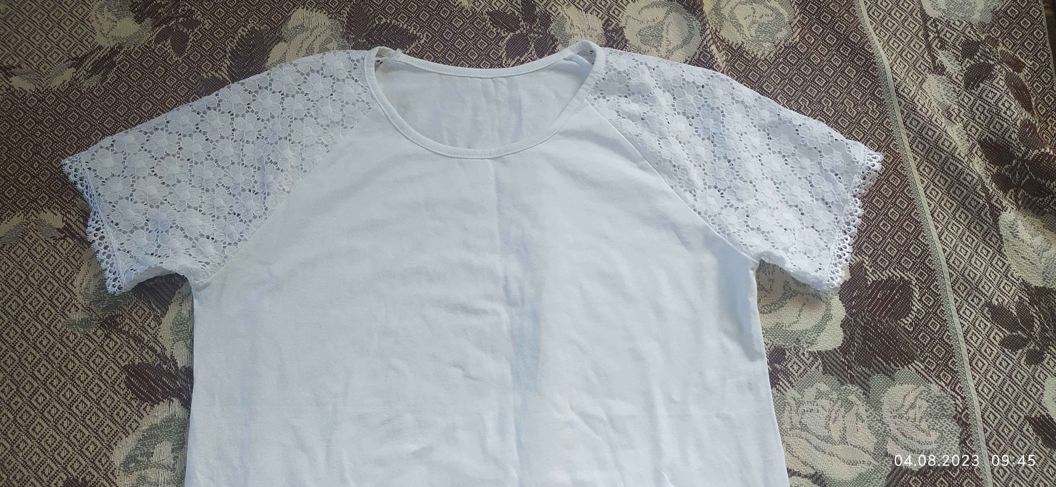 Жіноча трикотажна футболка/блуза з мереживом