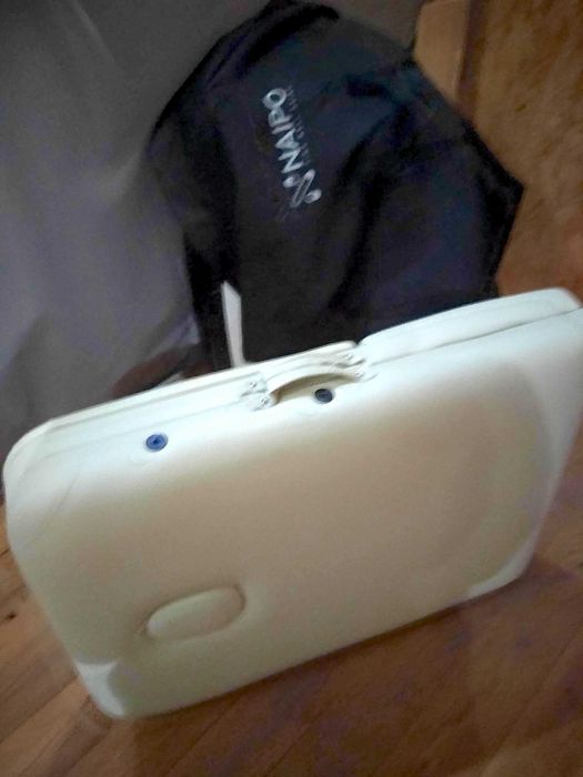 Massage Table/Marquesa de massagem Dobrável