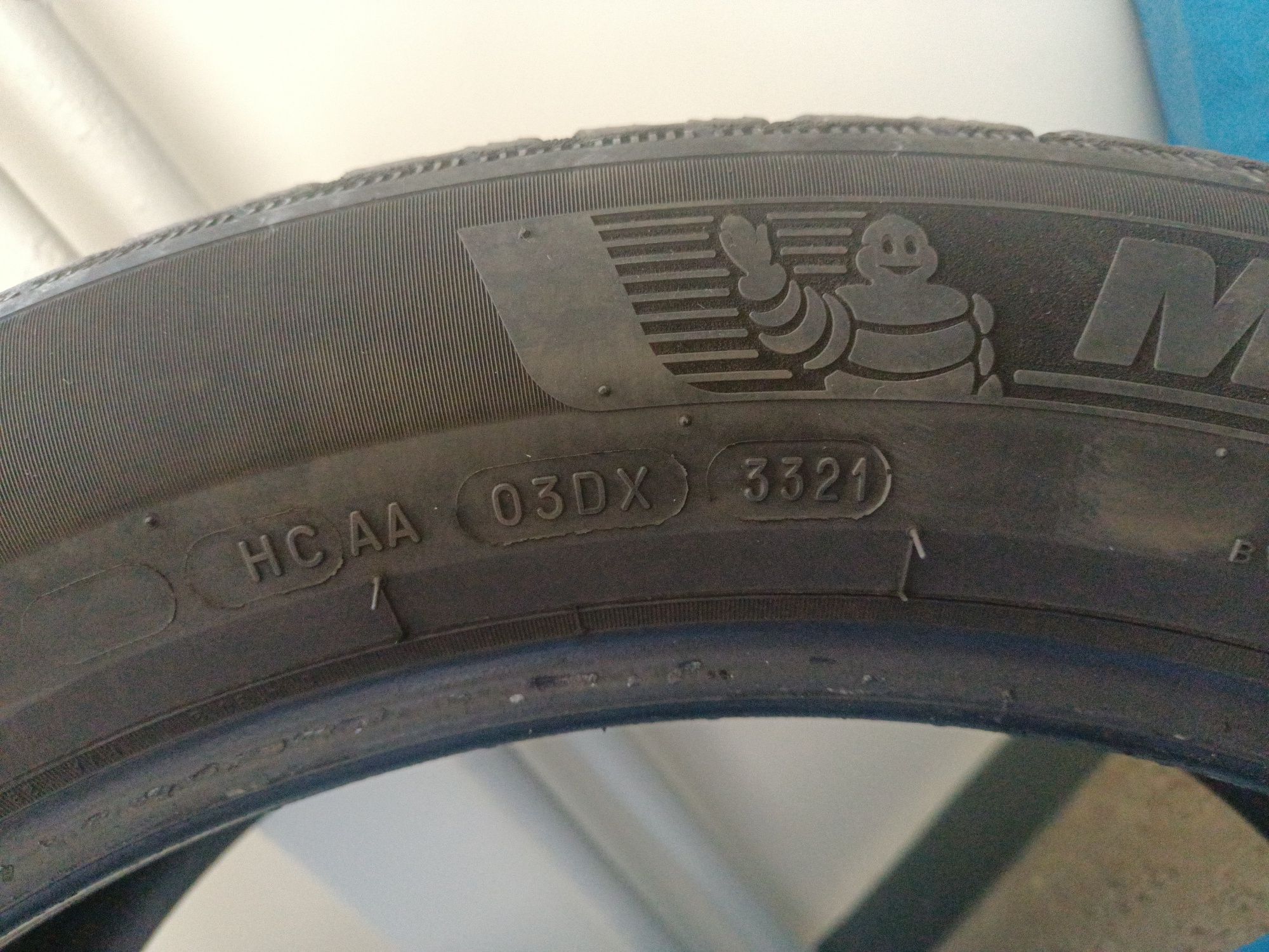 Opony zimowe Michelin 255x45x20