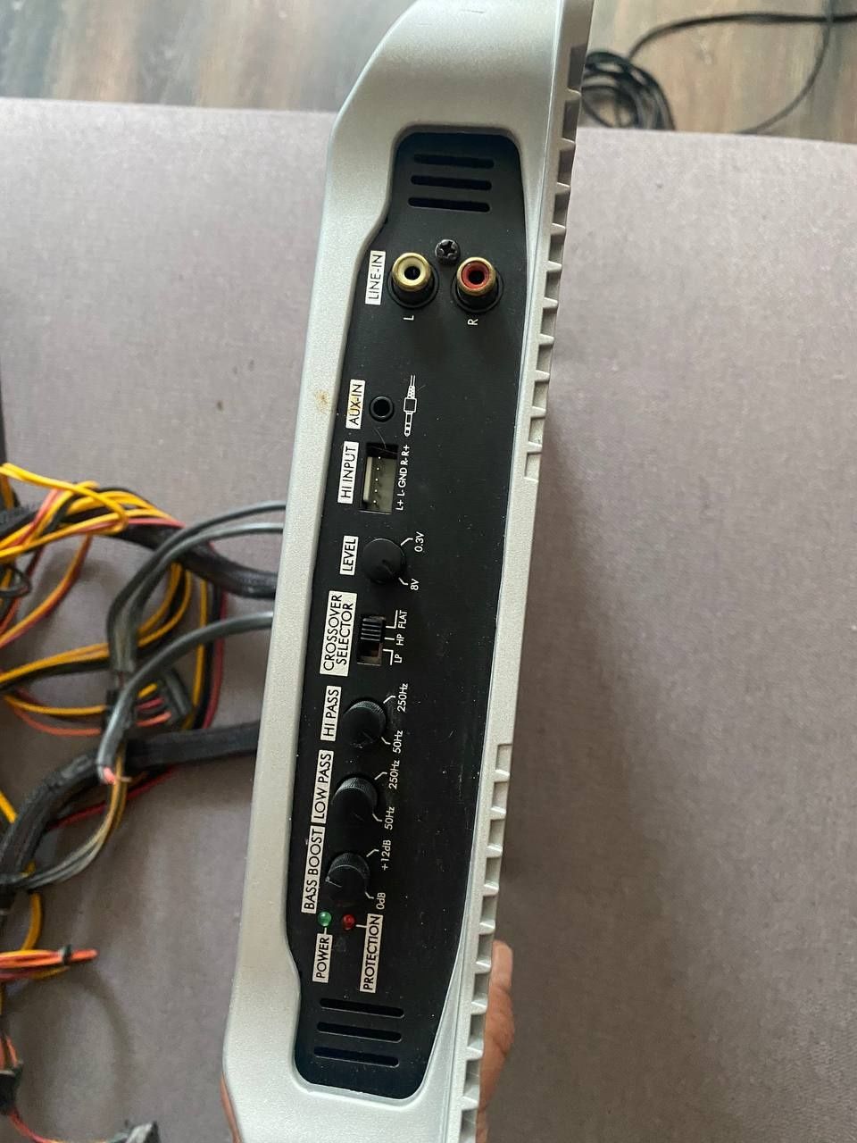 Підсилювач усилитель звуку Blaupunkt GTA 275 автомобільний