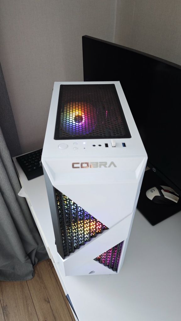 Ігровий комп'ютер Cobra Advanced