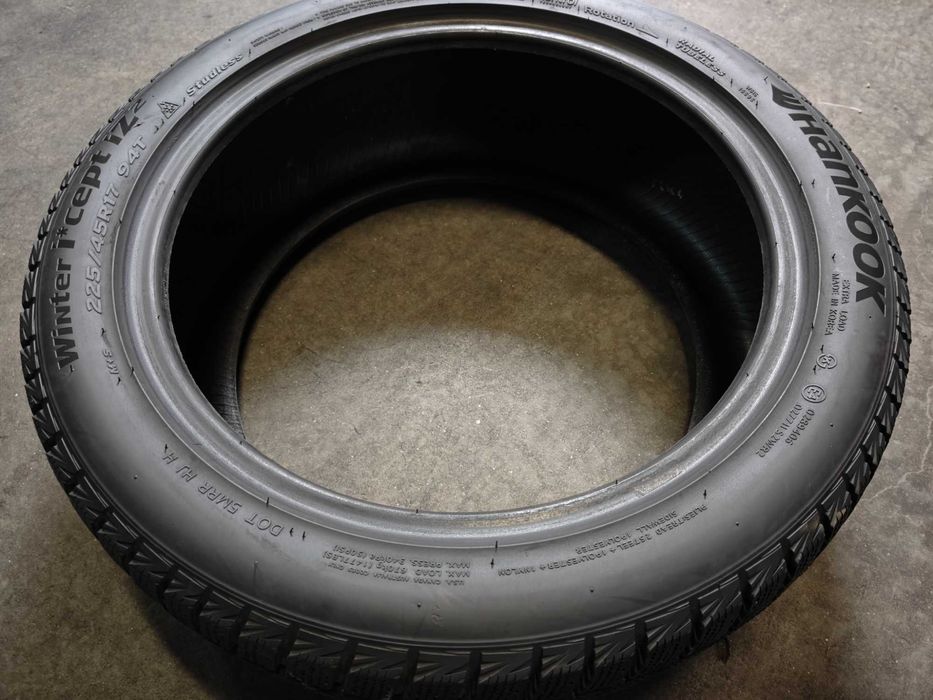 4шт R17 225 45 шина зимова Hankook Winter I*cept IZ2, Hankook W616