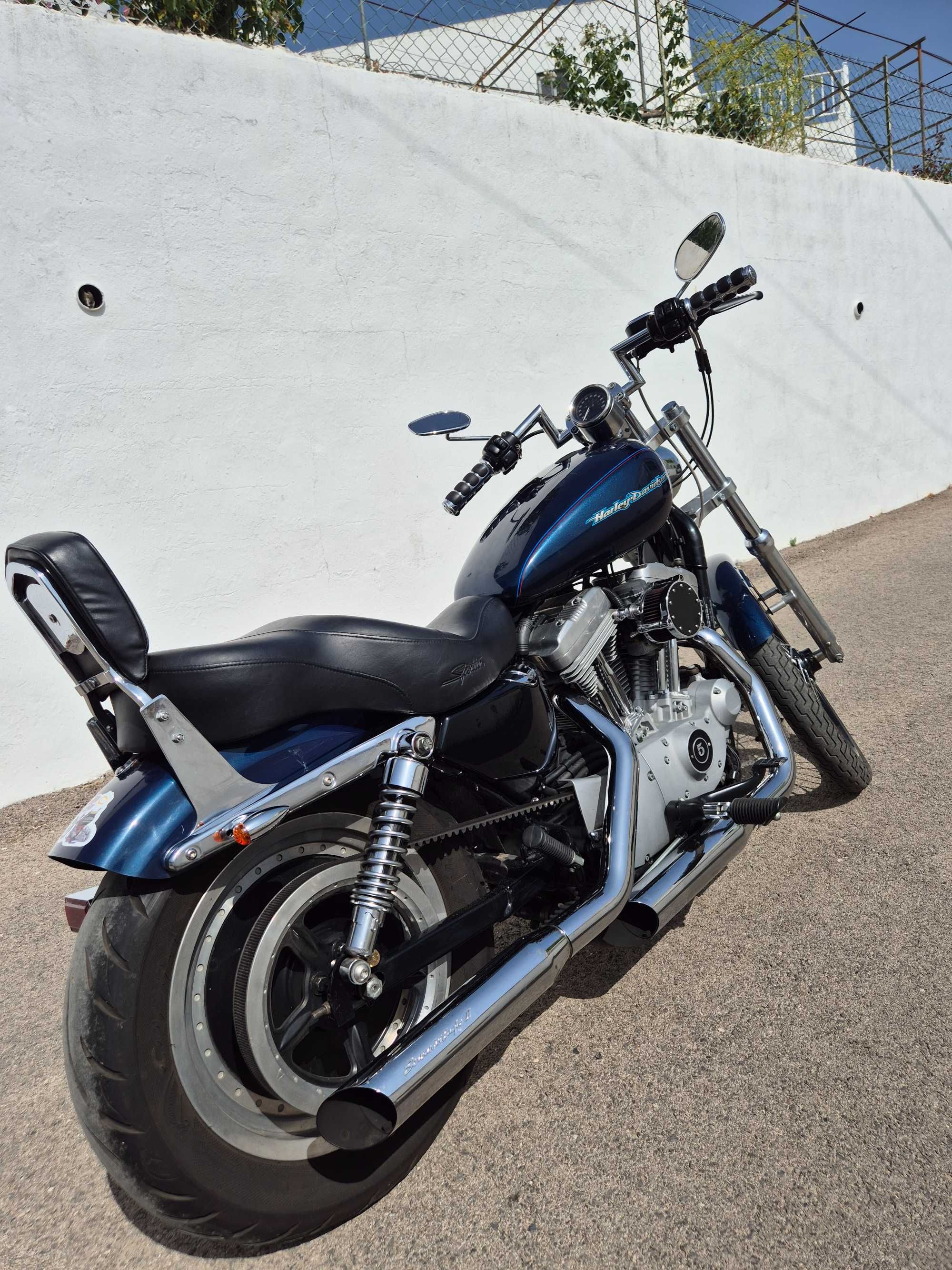 Harley Davidson 883