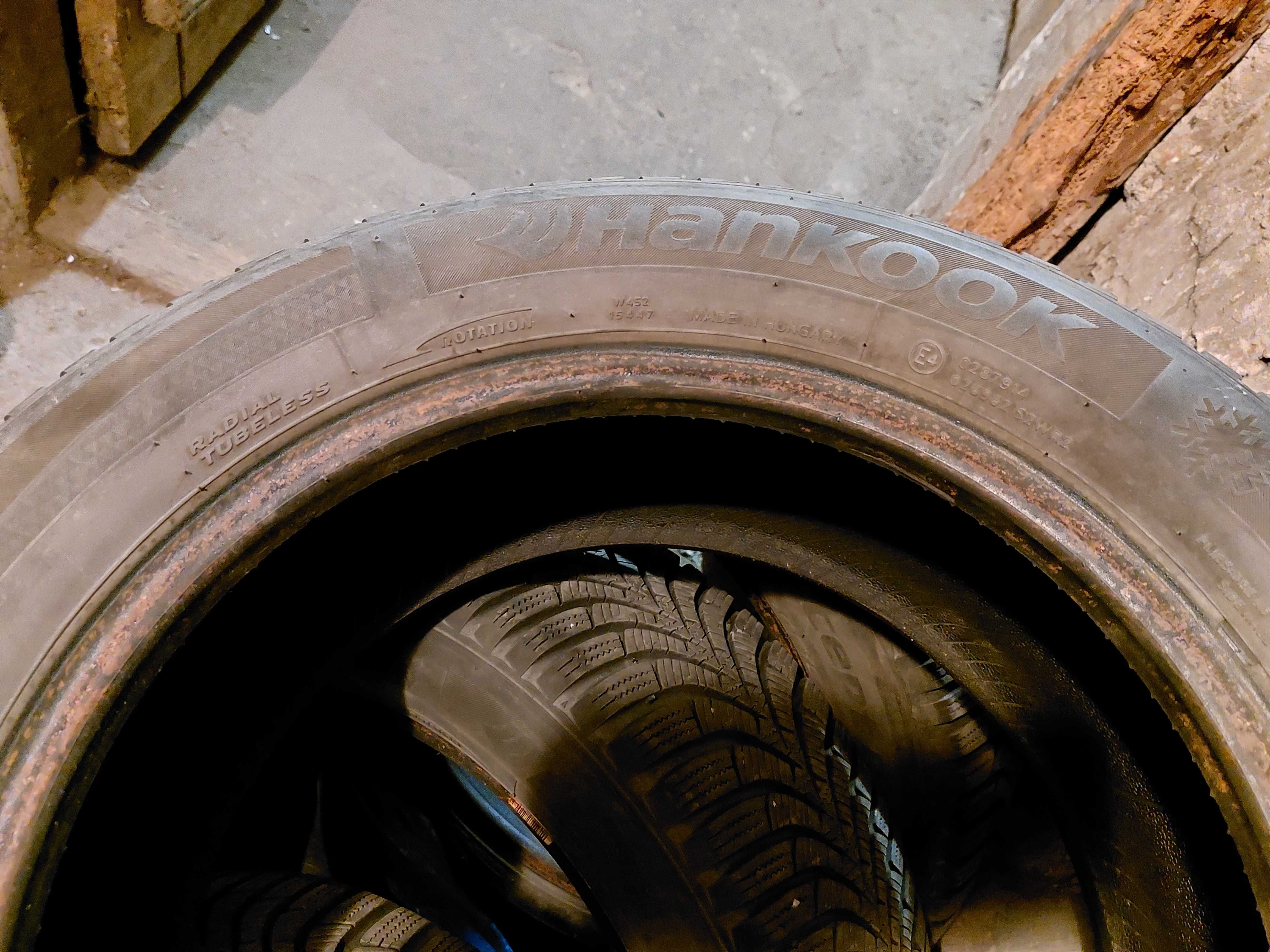 Opony zimowe Hankook 195/60 R15, 6mm, b.dobry stan