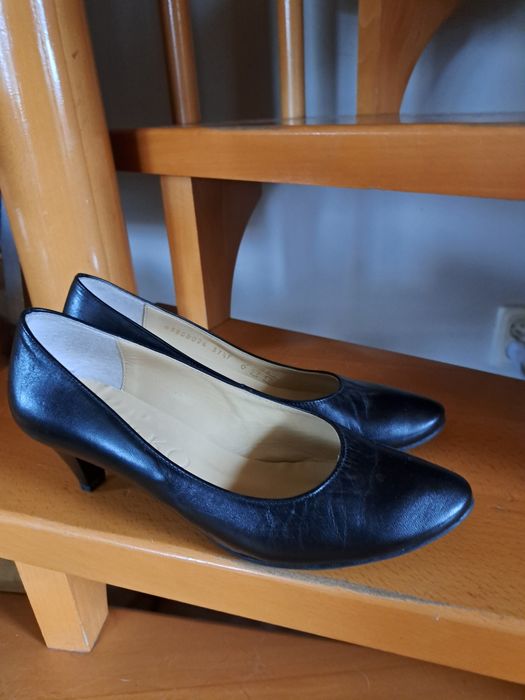 Buty Ryłko 37,5 nowe skórzane