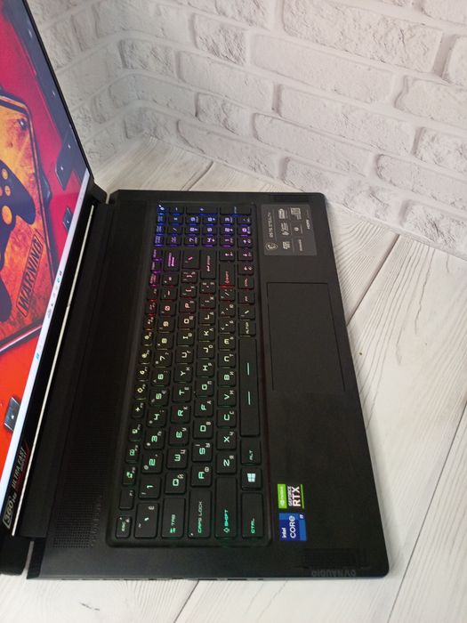 Геймерський ноутбук MSI GS76 Stealth RTX 3070 i9-11900H 32Gb RAM 1Tb