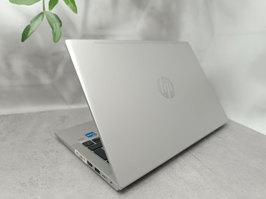 Ноутбук HP ProBook 430 G8/і5-1135G7/8 GB/256 GB/13.3"/Full HD IPS