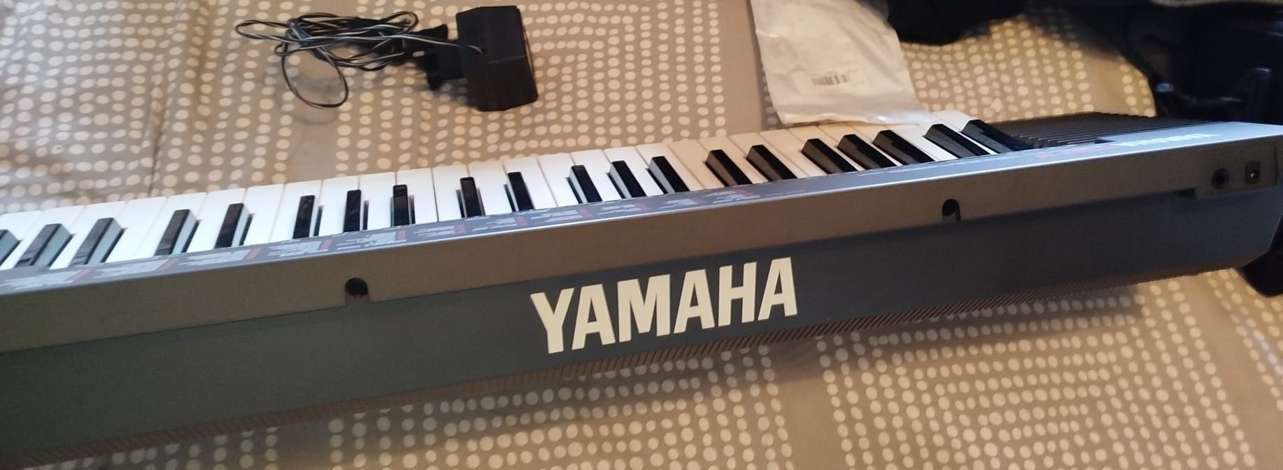 Teclado musical Yamaha PSR-3 plus Impecável !!