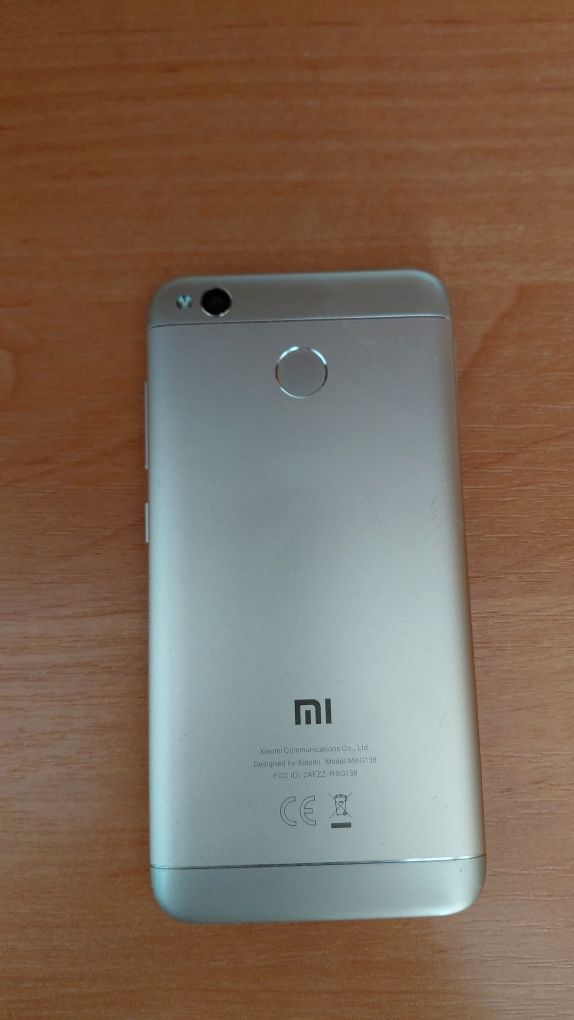 Продаю телефон      Redmi 4X