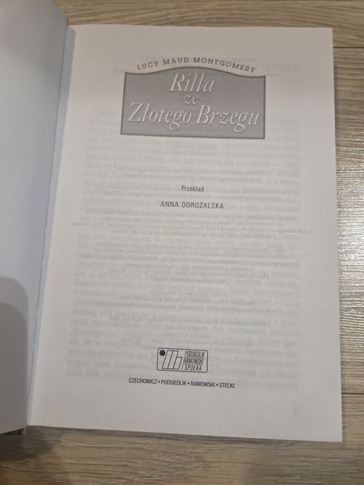 Rilla ze Złotego Brzegu - L. M. Montgomery