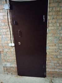 Двері металеві для технічних приміщень.