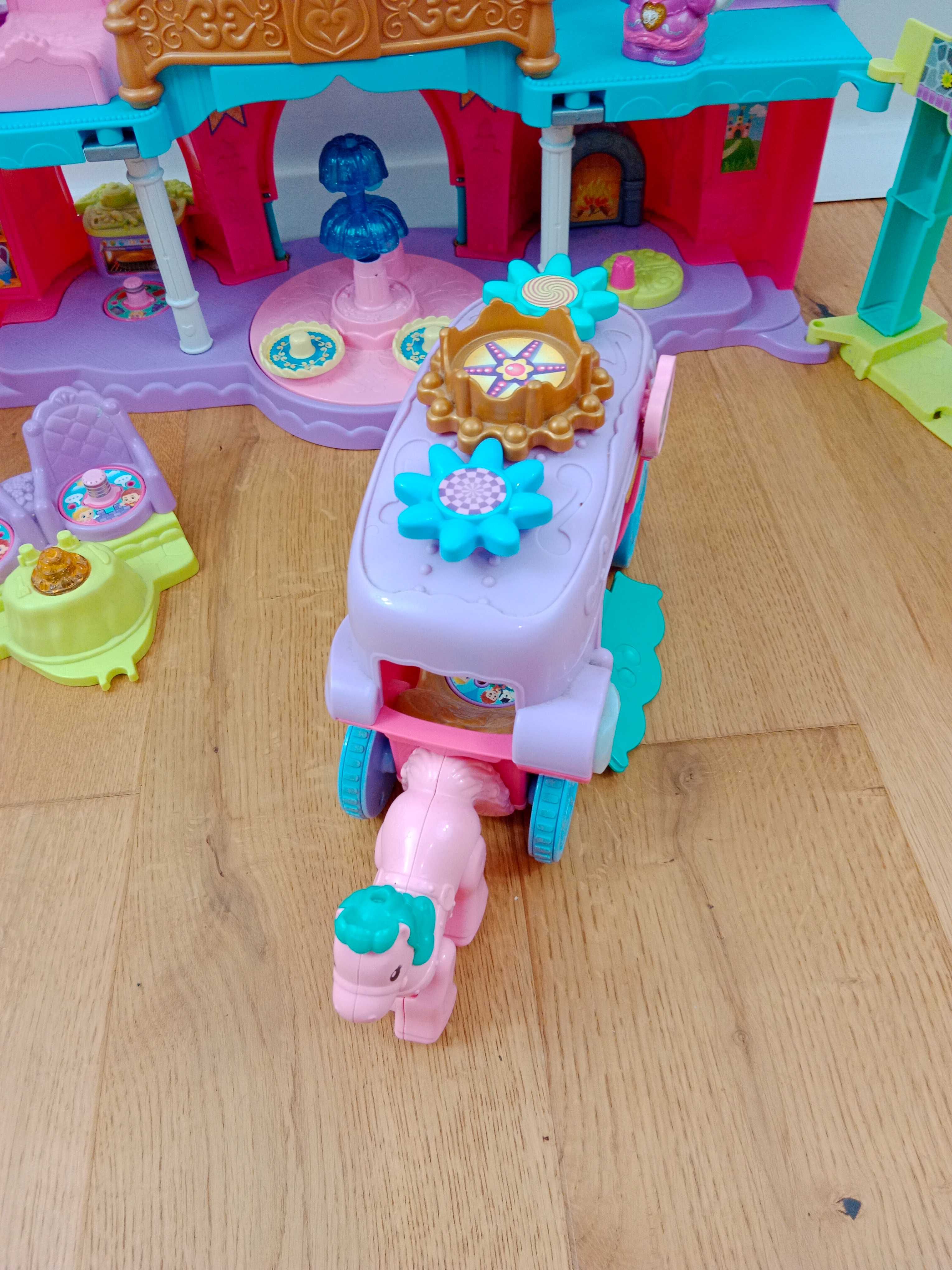 Bardzo duży interaktywny zamek, 2 księżniczki Vtech + karoca