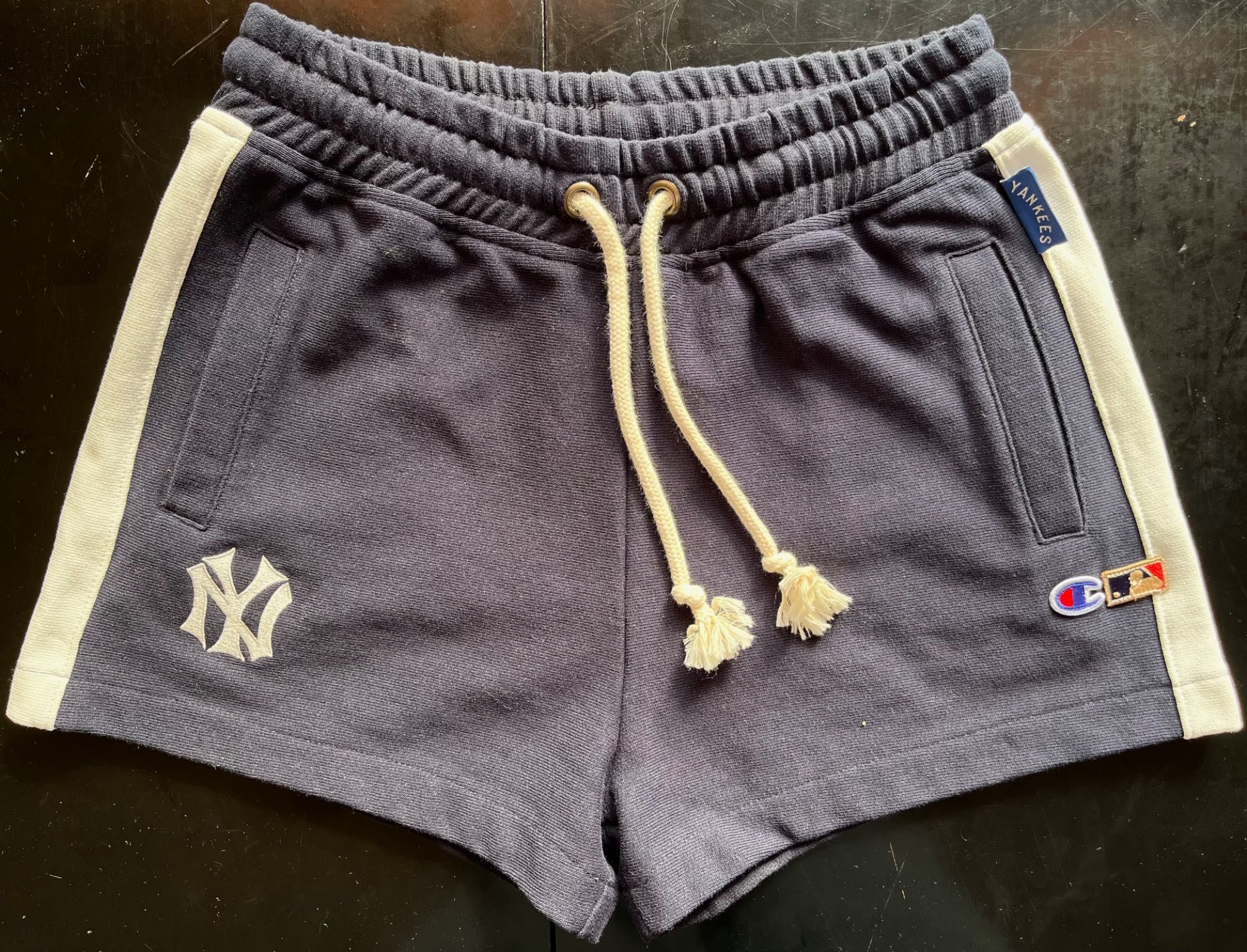 Szorty sportowe Champion New York Yankees Cooperstown Collection