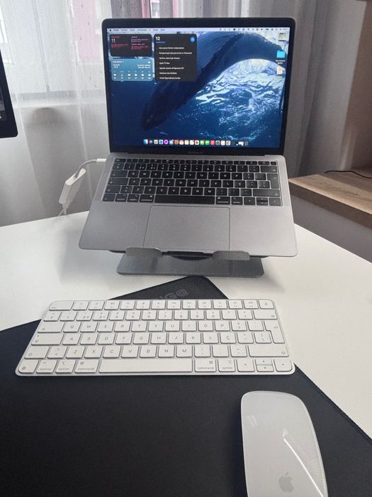 MacBook Air ecrã 13.3" IntelCore i5, 8 RAM, 128 Gb , MacOS Sonoma