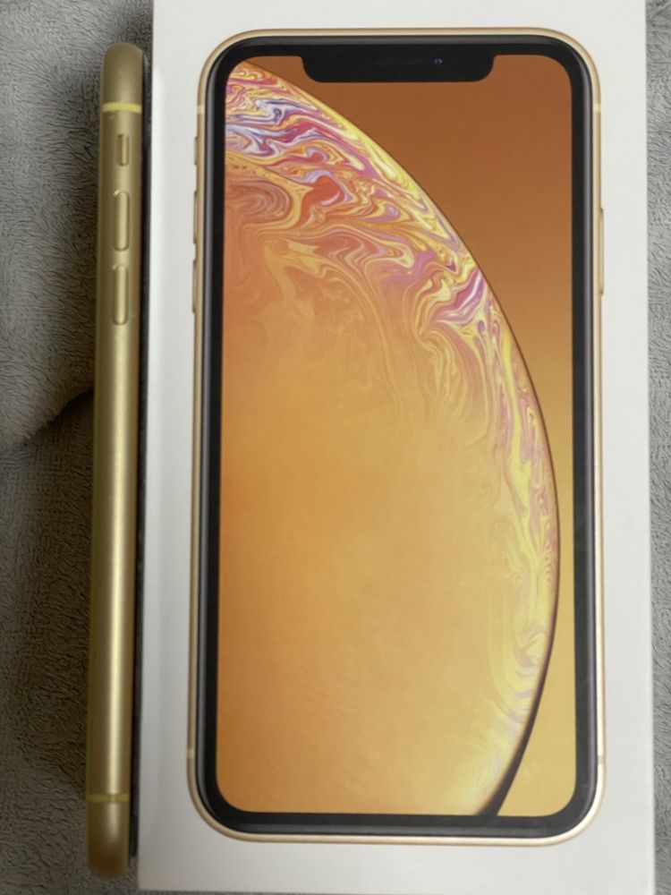 Iphone xr 64gb жовтого кольору в гарному стані 78%