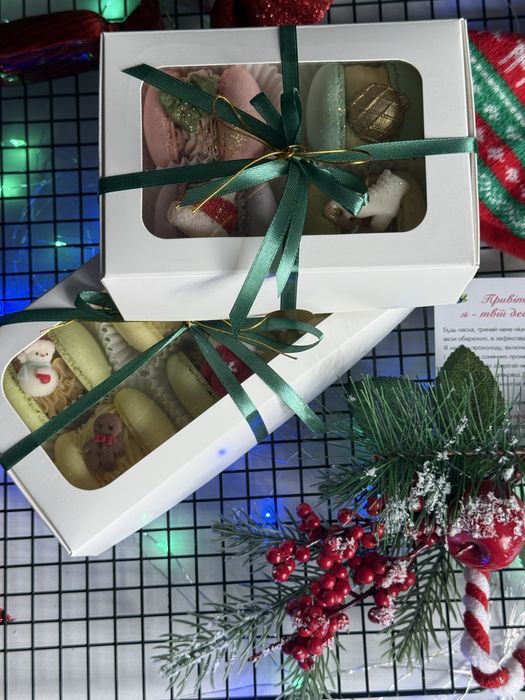 Макарон та моті до дня Святого Миколая