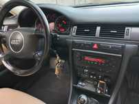 Audi a6 c5 2.4 v6  2004 r. Sprzedam  z nowa butla gazową.